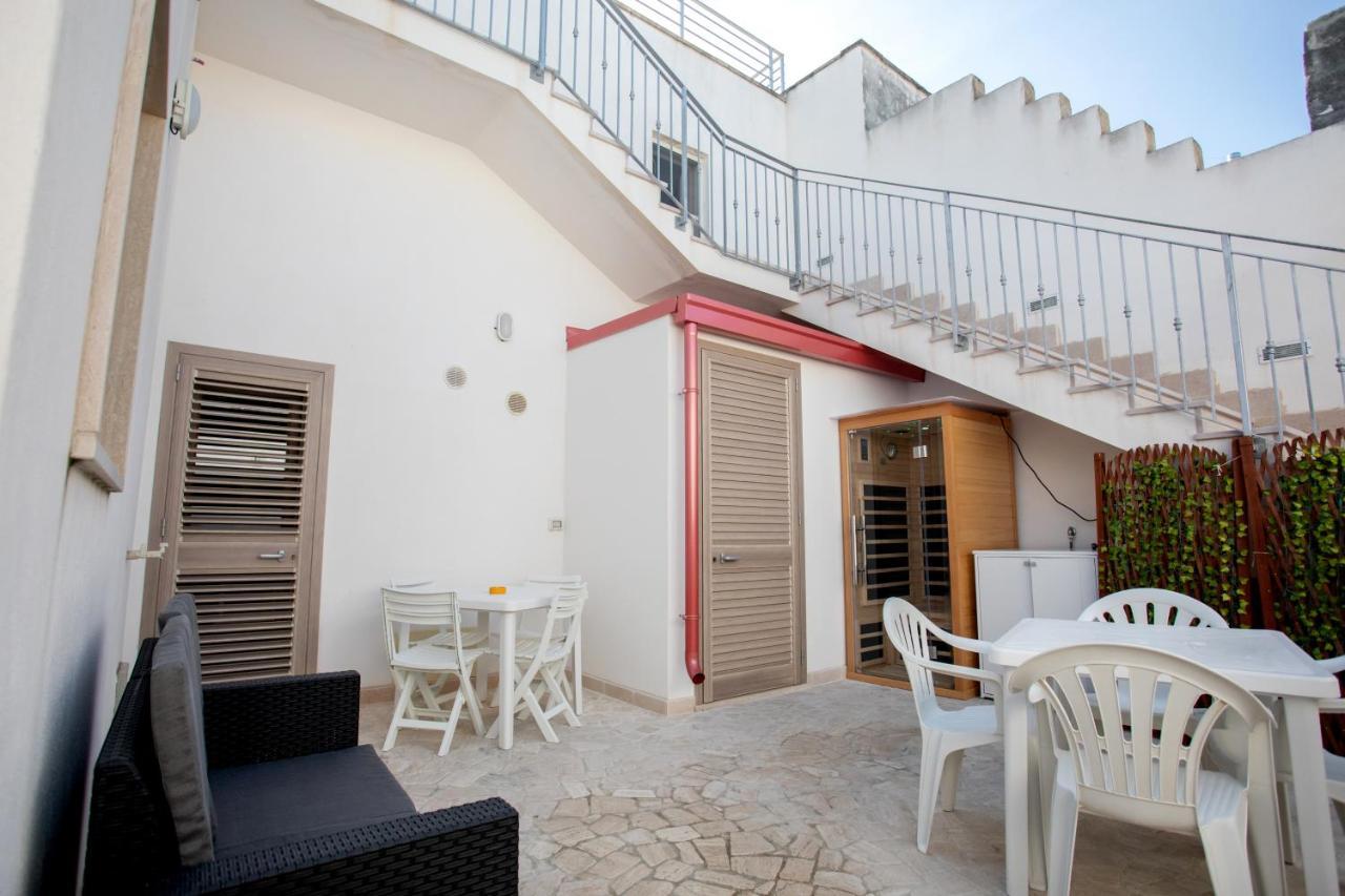 Bed&Dreams In Salento Bilocale Con Vasca Idromassaggio Villa Guagnano ภายนอก รูปภาพ