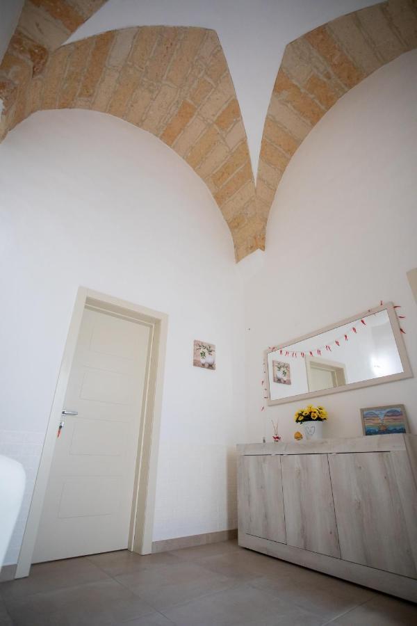 Bed&Dreams In Salento Bilocale Con Vasca Idromassaggio Villa Guagnano ภายนอก รูปภาพ